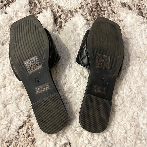 Anna Quilted Sandals - Picture 3 of 3